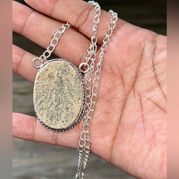 German Fern-Like Dendritic Agate Necklace - Picture 4 of 9